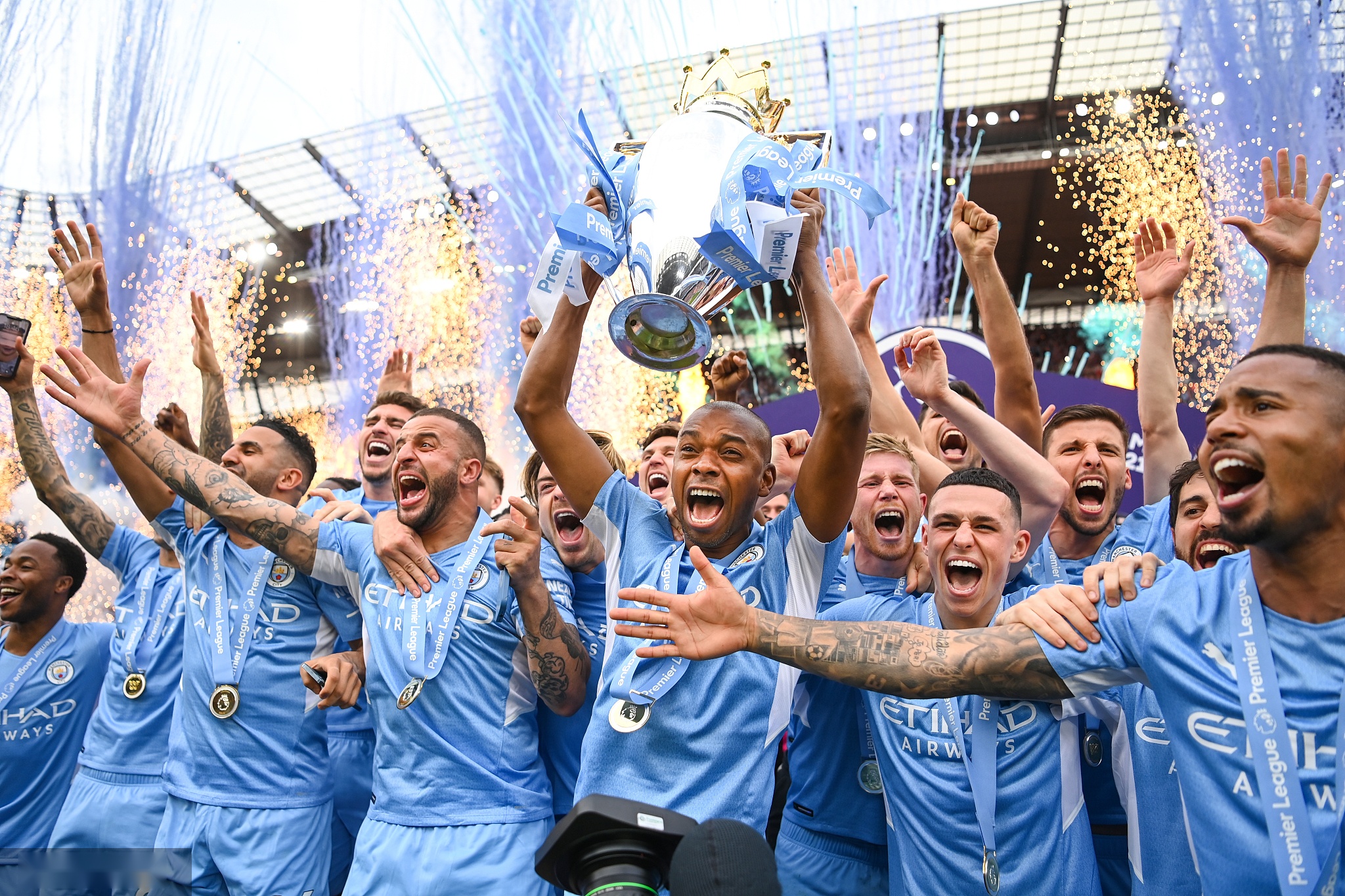 借出色的技 借出色的技