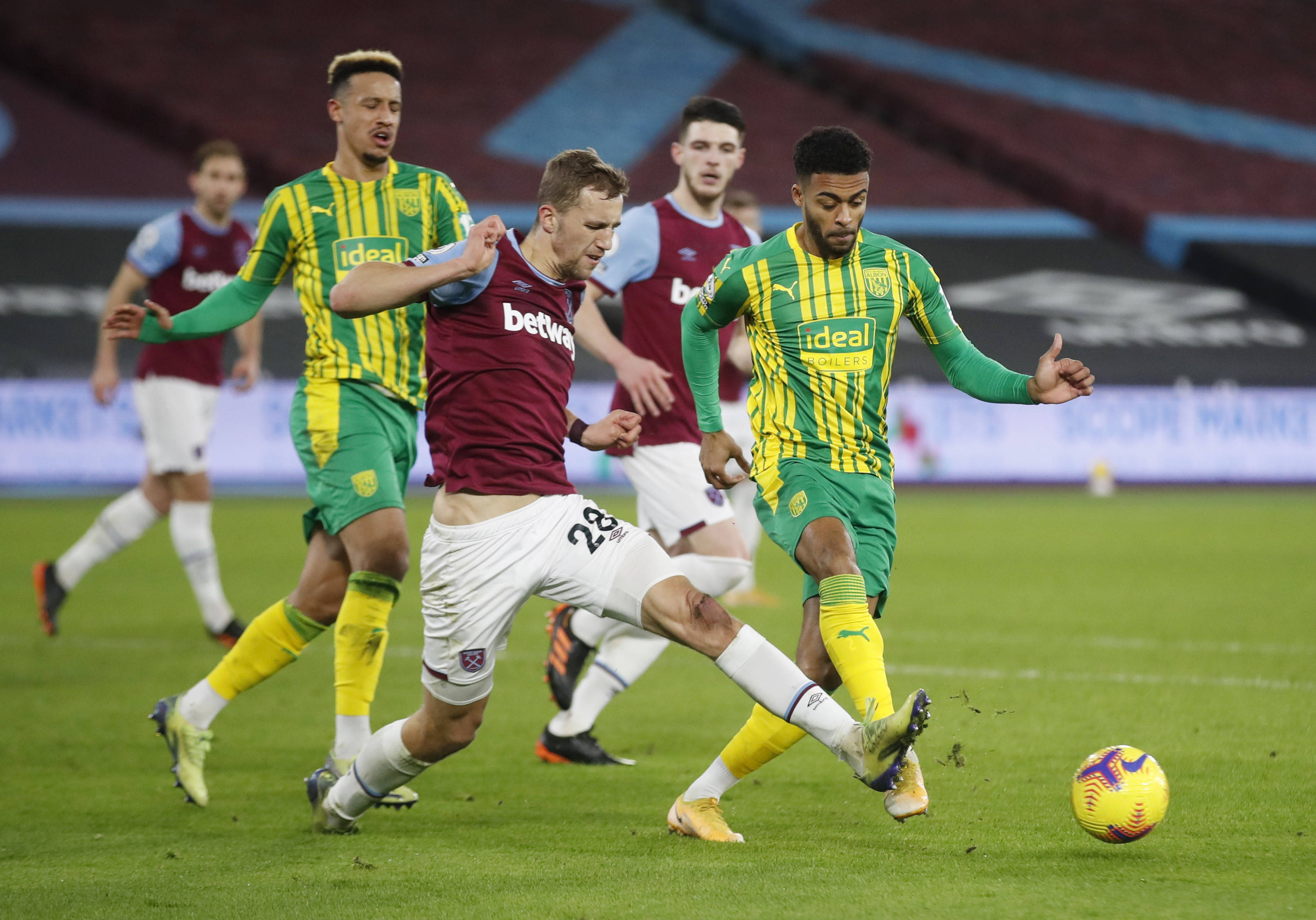 万欧元的固 万欧元的固